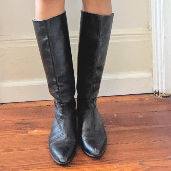 Vintage Black Leather Tall Flat Boots 6.5 or 7 - Picture 4 of 10